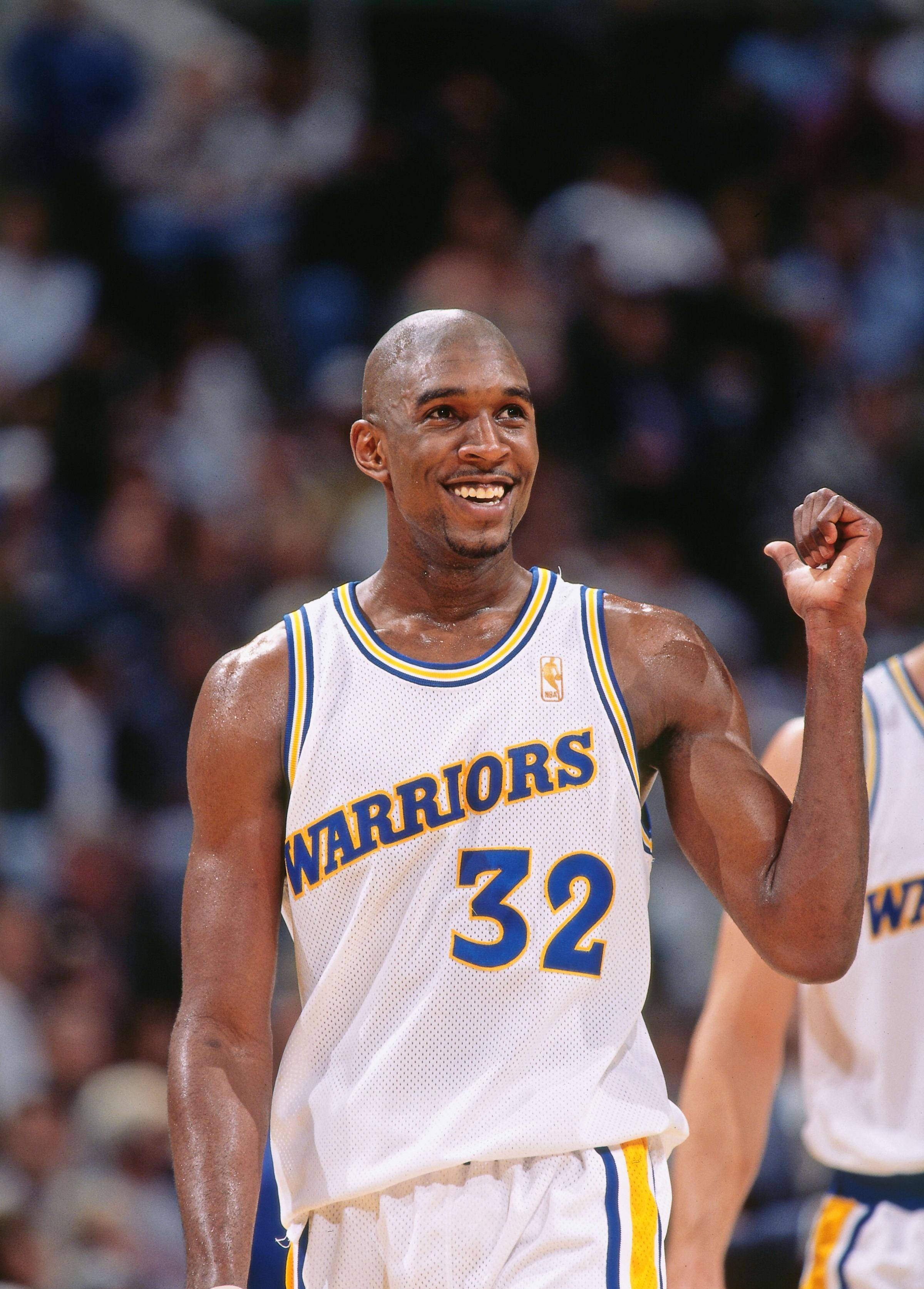 爱游戏直播-巨星球员在比赛中打出完美表现