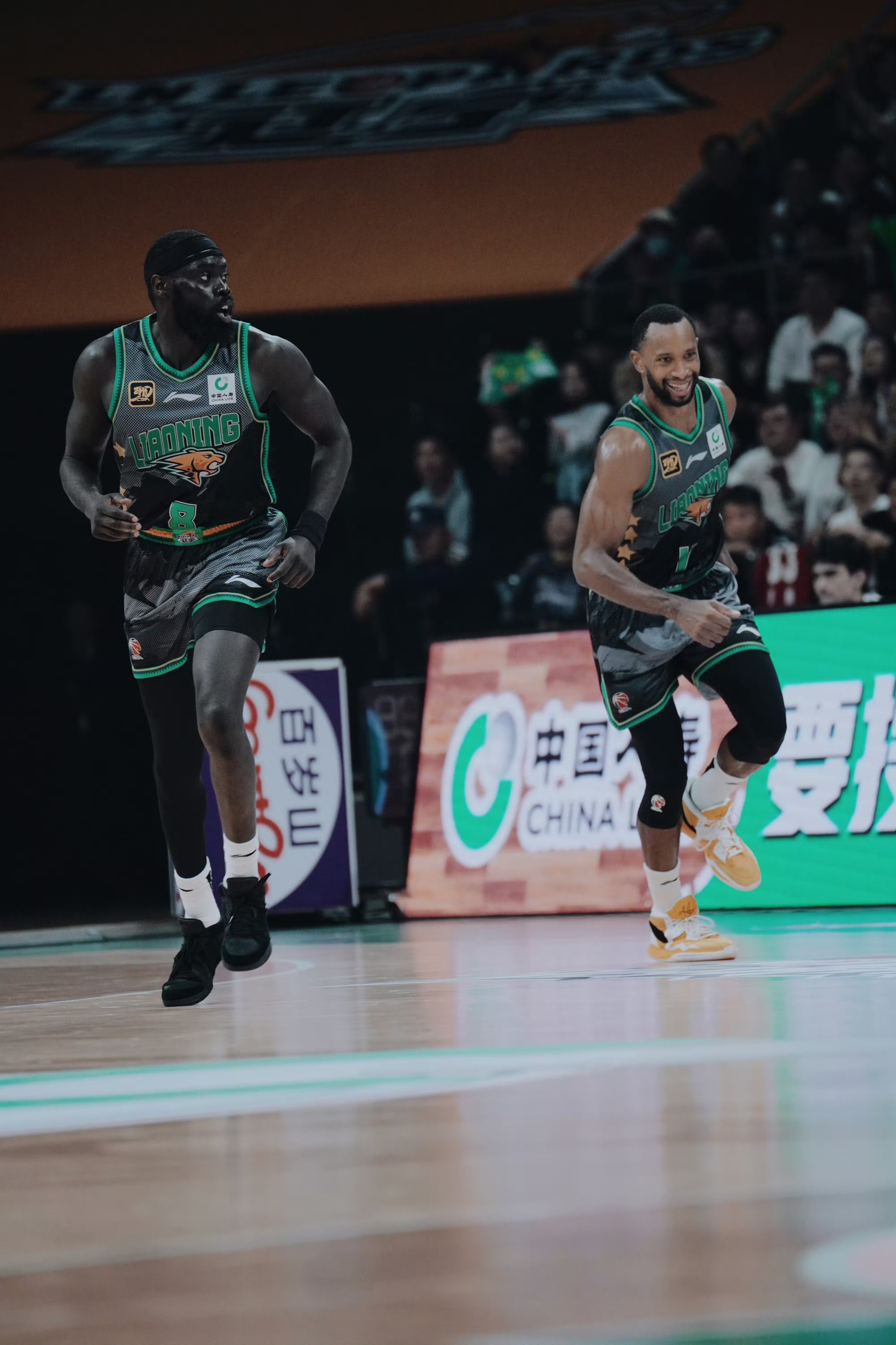 浙江队成为本场最大亮点,CBA季后赛瞬间破防,破门 浙江队成为本场最大亮点,CBA季后赛瞬间破防,破门