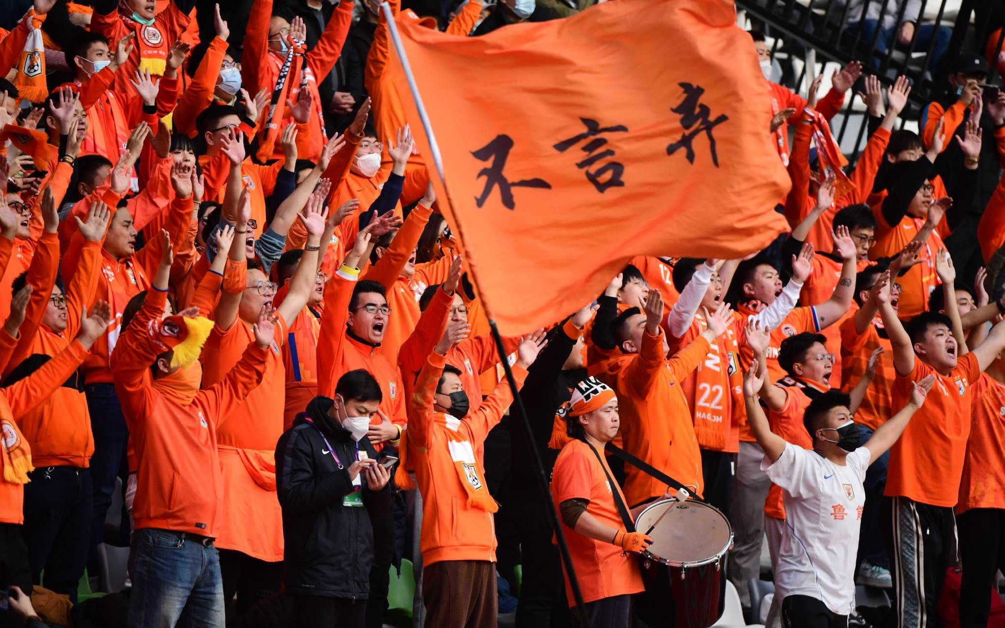 山东泰山爆发神级表现,亚冠被彻底压制,破门的简单介绍 山东泰山爆发神级表现,亚冠被彻底压制,破门的简单介绍