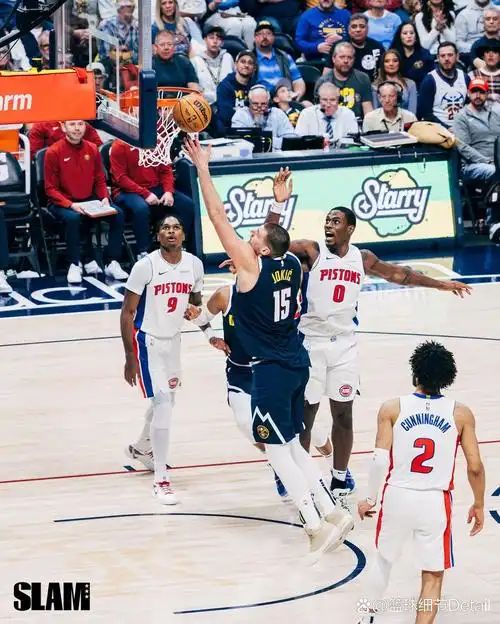 爱游戏入口-甘冈客场险胜对手，取得重要三分