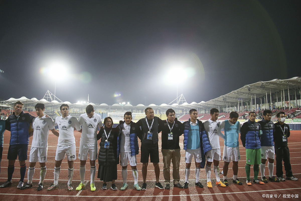 球队在比赛中展现出了团队精神 球队在比赛中展现出了团队精神