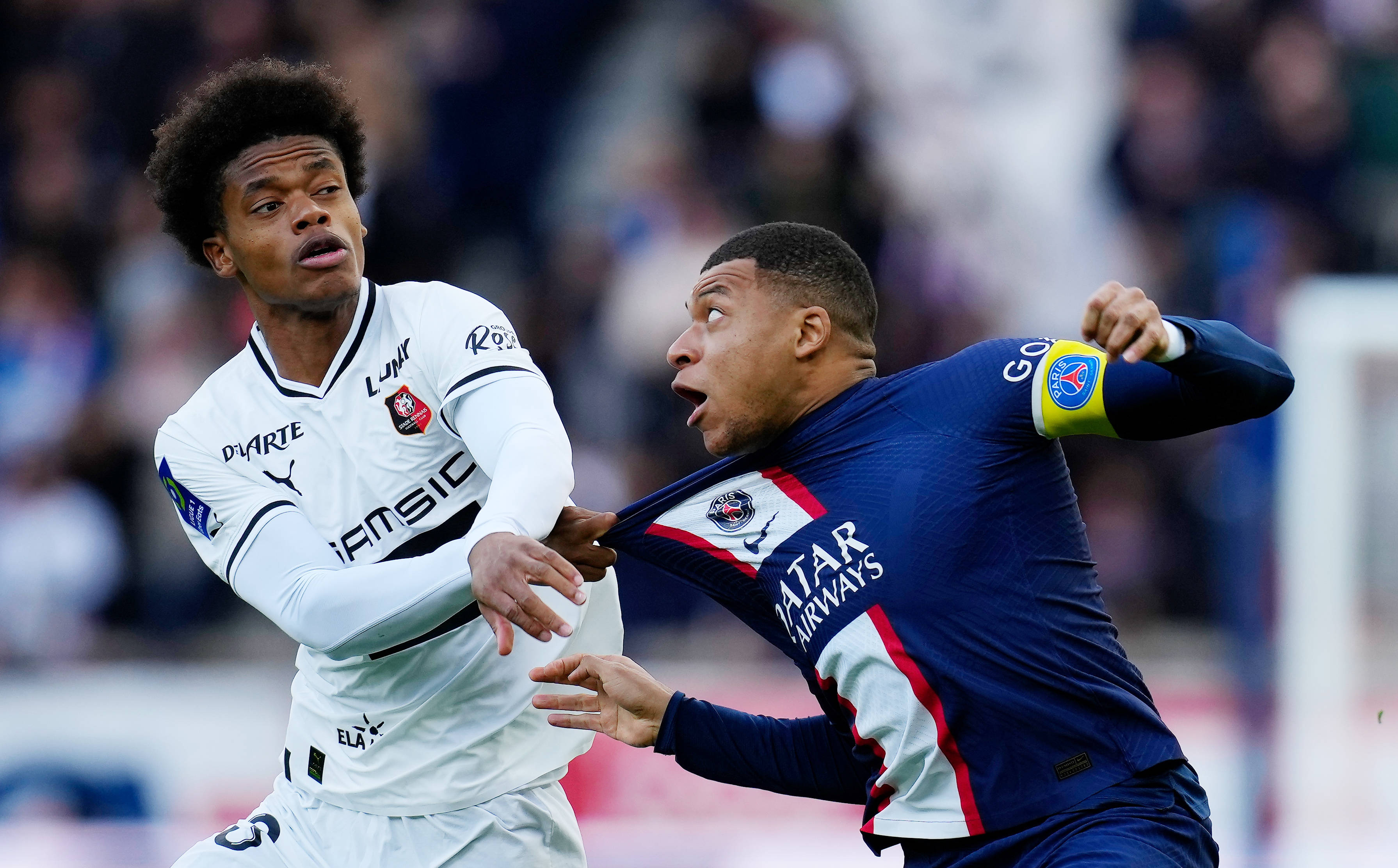 包含巴黎圣日耳曼在比赛中表现出色,获得胜利的词条 包含巴黎圣日耳曼在比赛中表现出色,获得胜利的词条