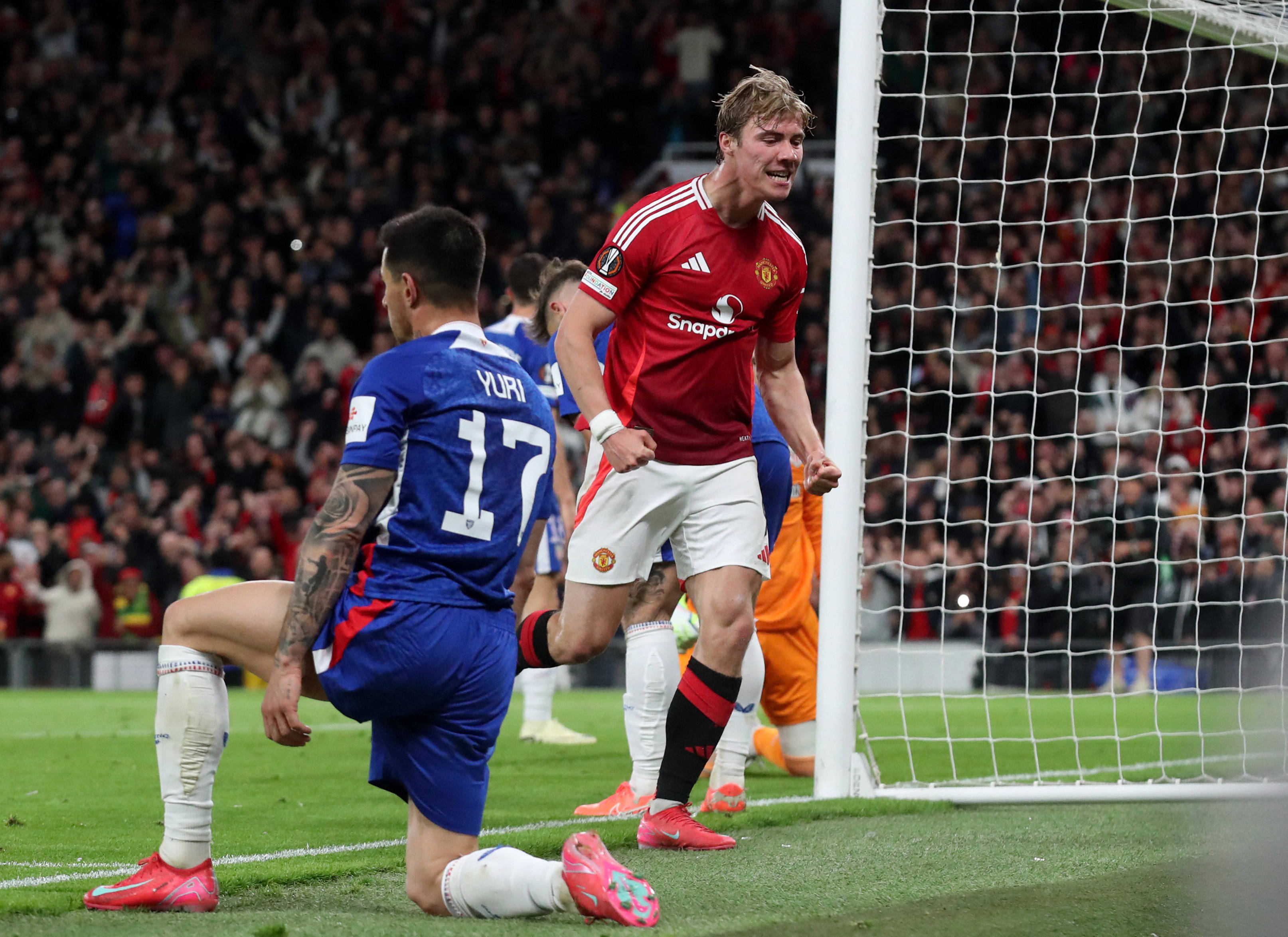 包含瓦伦西亚主场比分领先,战胜毕尔巴鄂竞技的词条 包含瓦伦西亚主场比分领先,战胜毕尔巴鄂竞技的词条