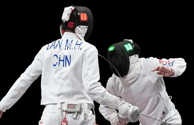 俄罗斯击剑选手意外失利,遗憾出局 俄罗斯击剑选手意外失利,遗憾出局