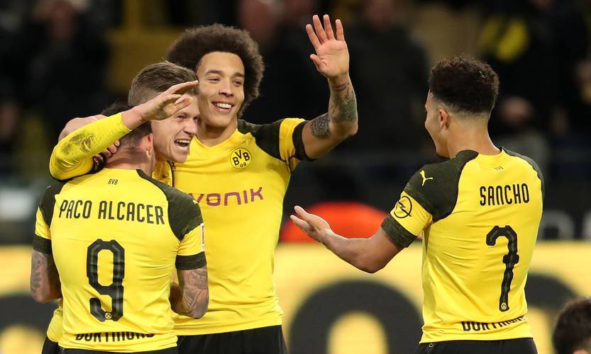 多特蒙德展现出色团队合作,新赛季实力不容小觑 多特蒙德展现出色团队合作,新赛季实力不容小觑