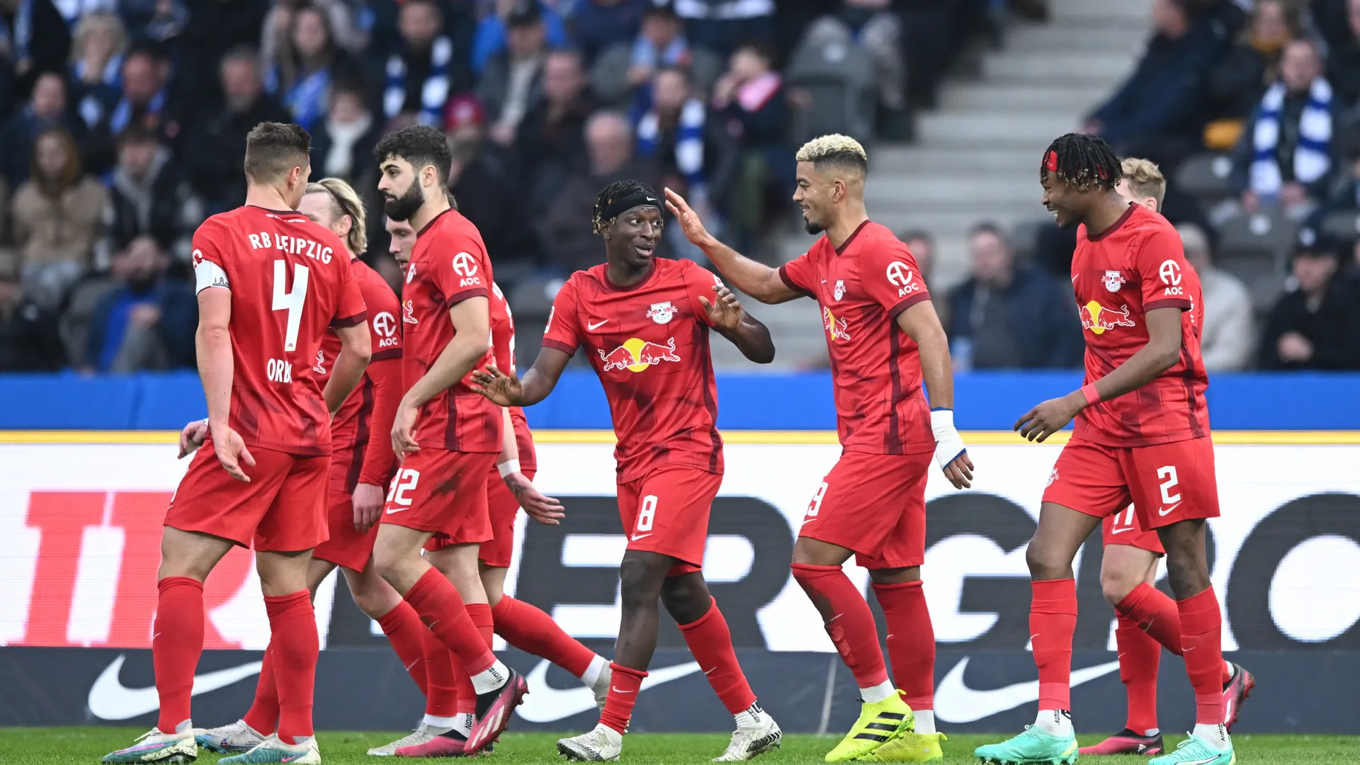 爱游戏app下载-RB莱比锡成功逆转，战胜沙尔克